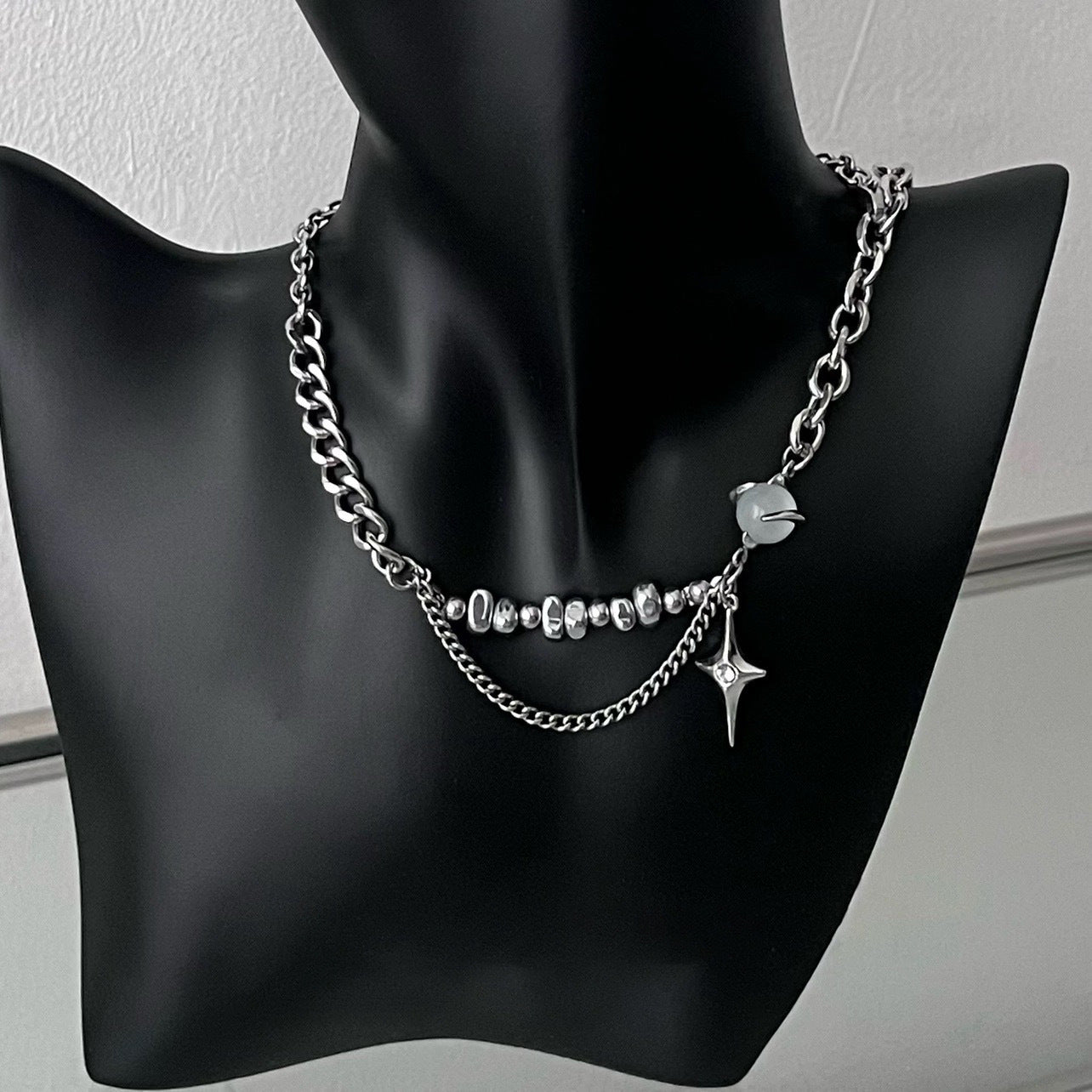 Niche Design Titanium Steel Starburst Necklace