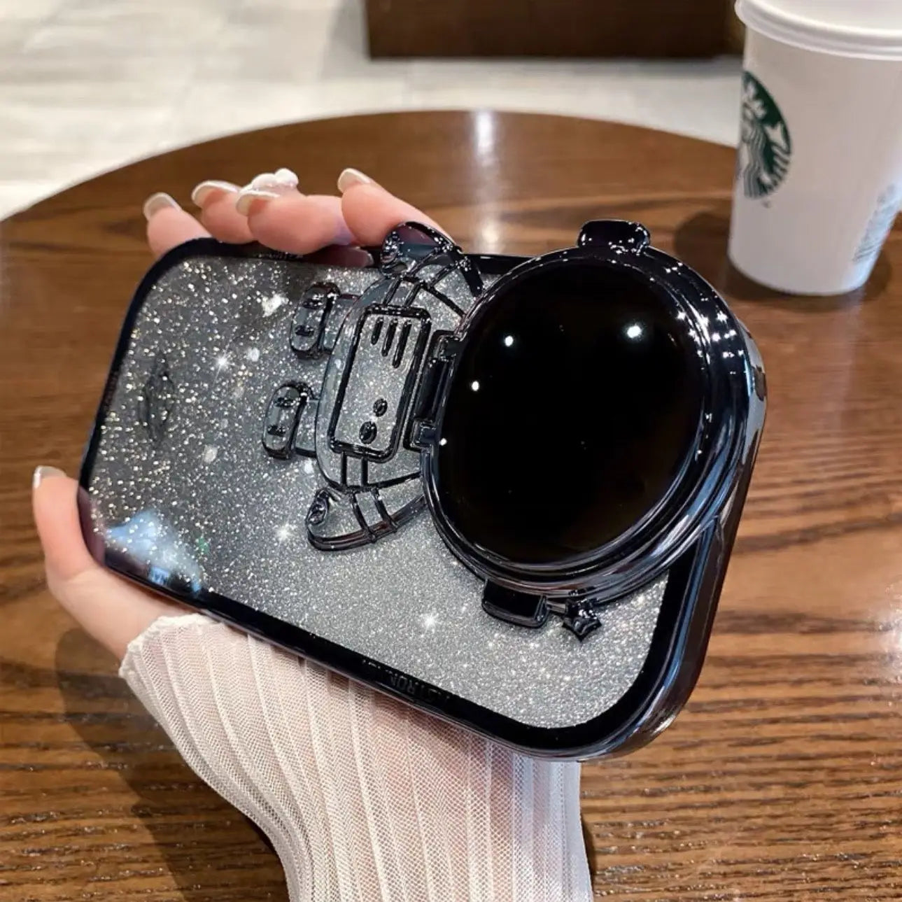 Electroplated Glitter Astronaut Case For iPhone