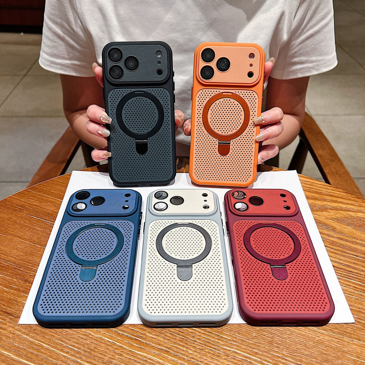 Cooling Mesh Stand Case for iPhone