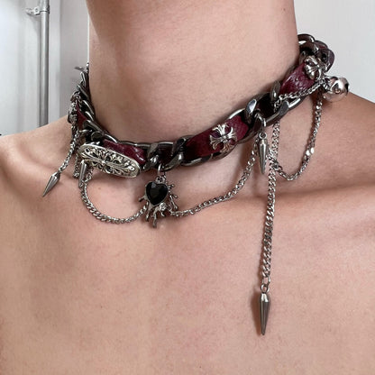 Twisting Metal Chain Leather Choker